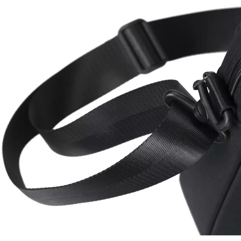 Rivacase Biscayne 39,6 cm (15,6 colio) juodas messenger krepšys