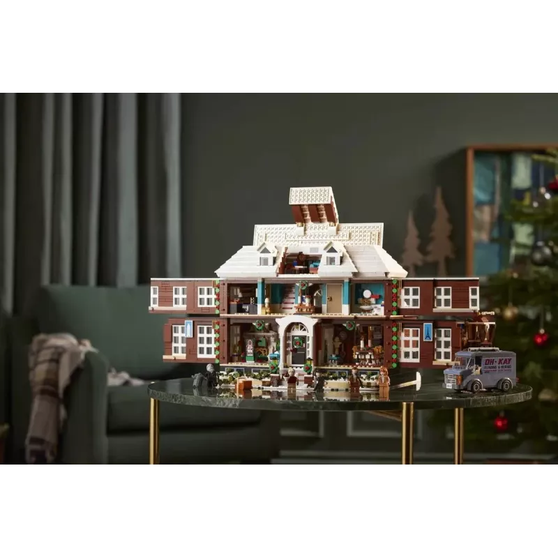 LEGO Ideas 21330 Vieni Namuose