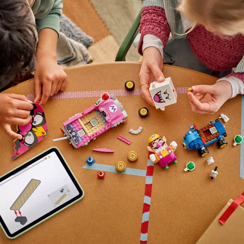 LEGO 72038 Super Mario Mario Kart Wario King Buu Huu – konstrukcinis žaidimų rinkinys su veikėjų figūrėlėmis ir trasos elementais