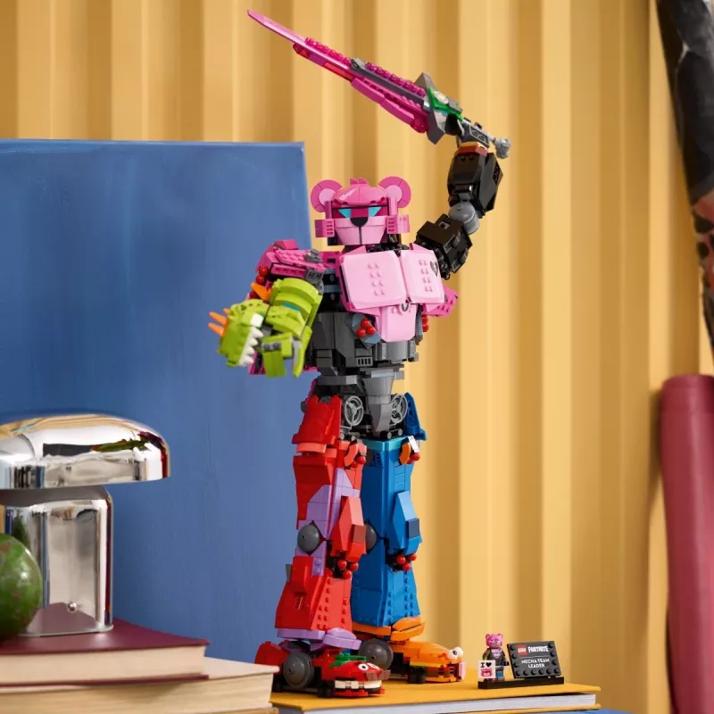LEGO statybinis rinkinys Team Leader Mechs 77078 — Fortnite, 2503 dalys, 1 minifigūrėlė, 450 mm mecho aukštis