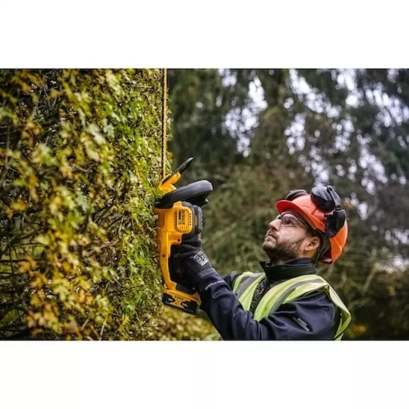 DEWALT krūmapjovė 18V DCMHT563P1 550mm 1x5.0Ah