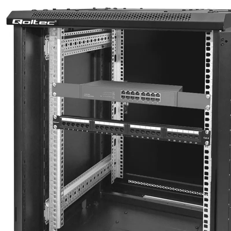 Tinklo spintos stovas QOLTEC 54518 19 colių 15U – plieninis 19 colių įrangos korpusas