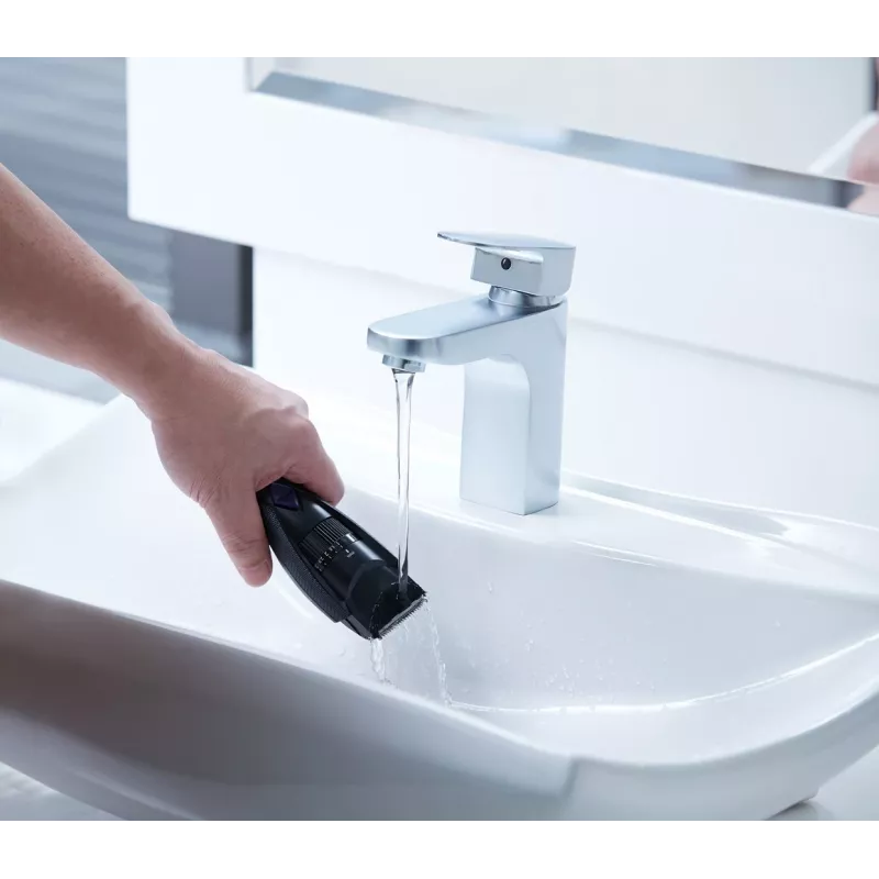 Panasonic ER-GB37 barzdos ir plaukų kirptuvas, baterija 20, 1 cm, šlapiam ir sausam naudojimui, juodas