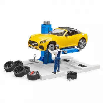 BRUDER Car Service Center bworld 62112 su Roadster, figūrėlėmis ir dirbtuvės elementais