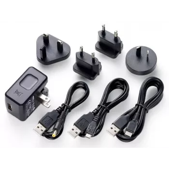 Maitinimo adapteris Tascam PS-P520U, universalus vidaus 100–240V į 5V 2A, koaksialinis/Micro-USB/USB-C, juodas