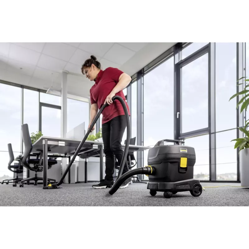 KARCHER 1.527-222.0 Būgninis dulkių siurblys, 850 W, 11 l, juodas