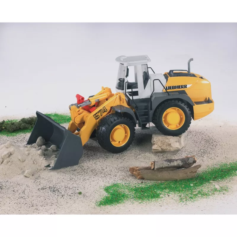 BRUDER Liebherr L574 Ratvėžinis krautuvas