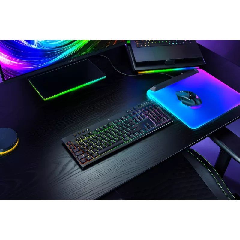 Razer BlackWidow V4 Low-Profile HyperSpeed klaviatūra žaidimams USB RF belaidė Bluetooth QWERTY US International juoda