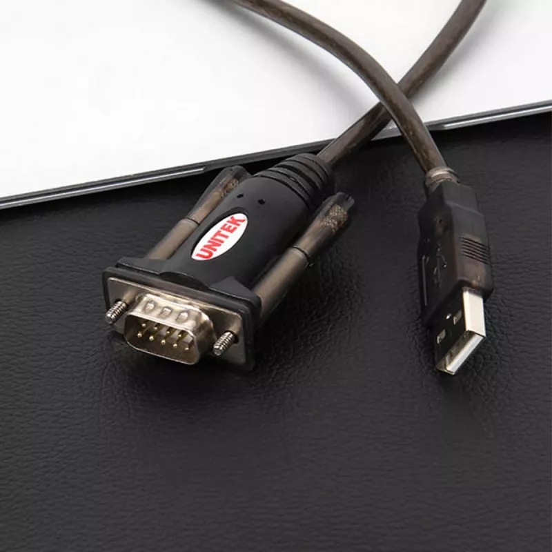 UNITEK Y-105 serijinis kabelis juodas 1,5 m USB-A – DB-9