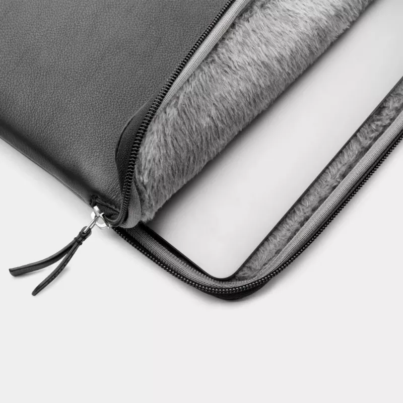 16 inch MacBook Pro odinis dėklas – juodas