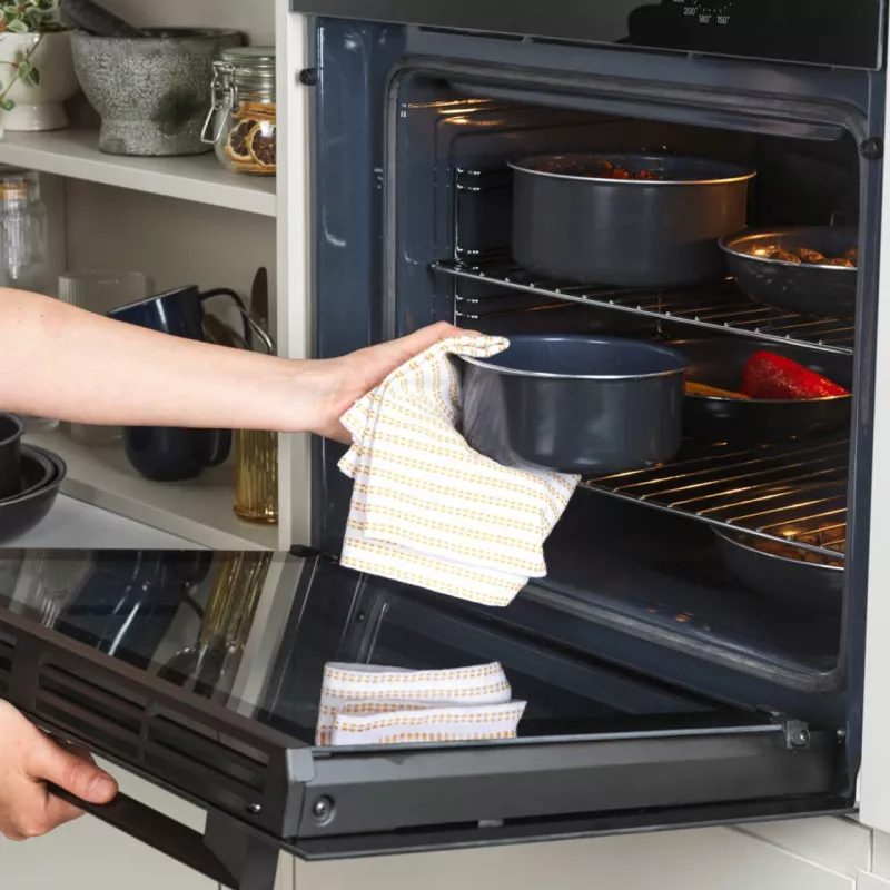 Virimo indų rinkinys Russell Hobbs RH03321EU7 – 8 dalių, nelipni danga, tinka indaplovei