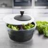 Salotų džiovintuvas GEFU Rotare su rankenėle, talpa 3 L, plastikinis korpusas, juodas/baltas, tinkamas plauti indaplovėje