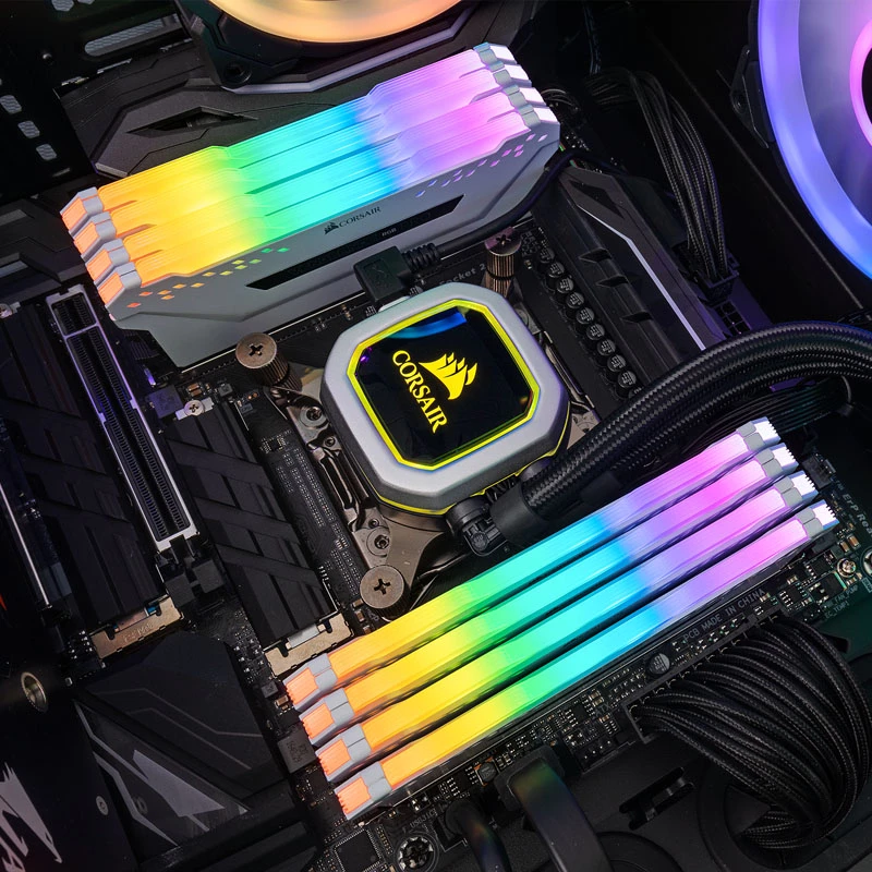 Corsair CMWLEKIT2W universalus RGB šviesos stiprinimo rinkinys kompiuterio korpusui