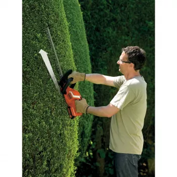Akumuliatorinis gyvatvorių žirklių rinkinys Black & Decker GTC1845L20 su dvigubu peiliu, 2600 g
