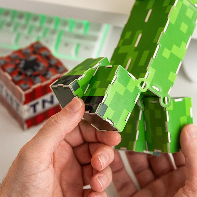 Konstrukcinis rinkinys Paladone Minecraft Creeper – pastatoma Creeper figūrėlė