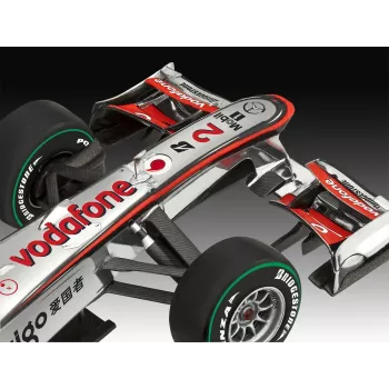 REVELL Plastikinis modelis McLaren Mercedes MP4-25 Lewis Hamilton — 1:24 mastelio rinkinys