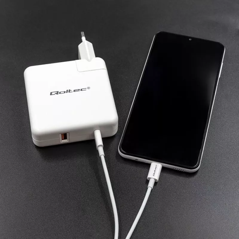 Qoltec GaN Charger FAST 108W | 5-20V | 3-4.7A | USB C | Baltas