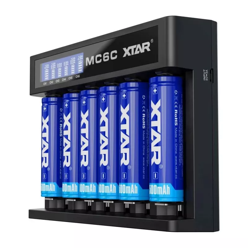 XTAR MC6C kroviklis šešių lizdų protingas cilindriniams Li‑jon akumuliatoriams, palaiko 18650/21700/AA, 5 V įėjimas, juodas