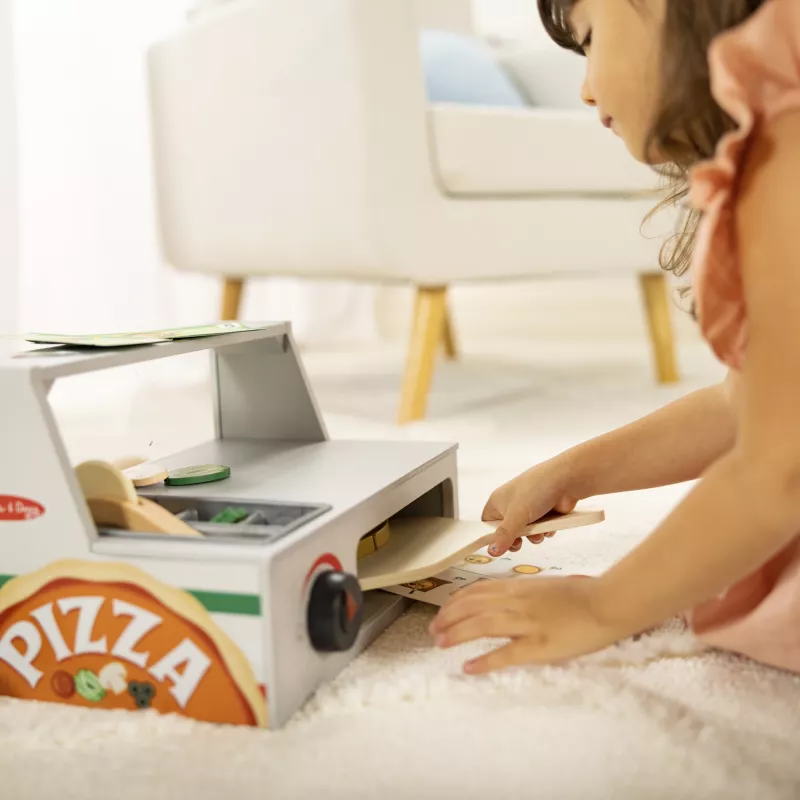 Žaidimų virtuvės aksesuaras Spin Master Melissa & Doug Top & Bake Pizza Counter, apsimestinis picos gaminimo rinkinys