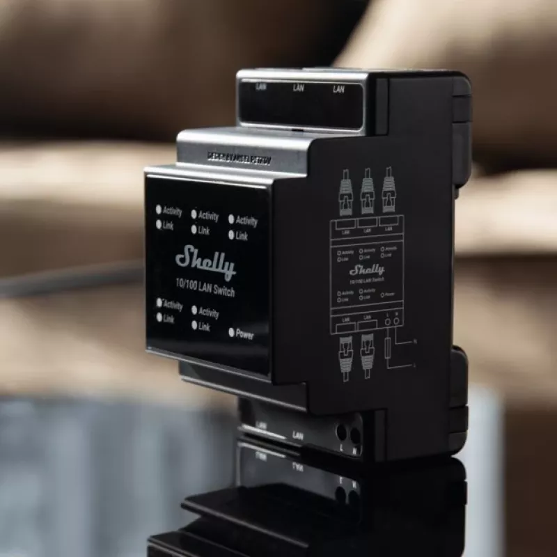 Valdomas tinklo jungiklis Shelly LAN Switch juodas AC 110-240V 1W