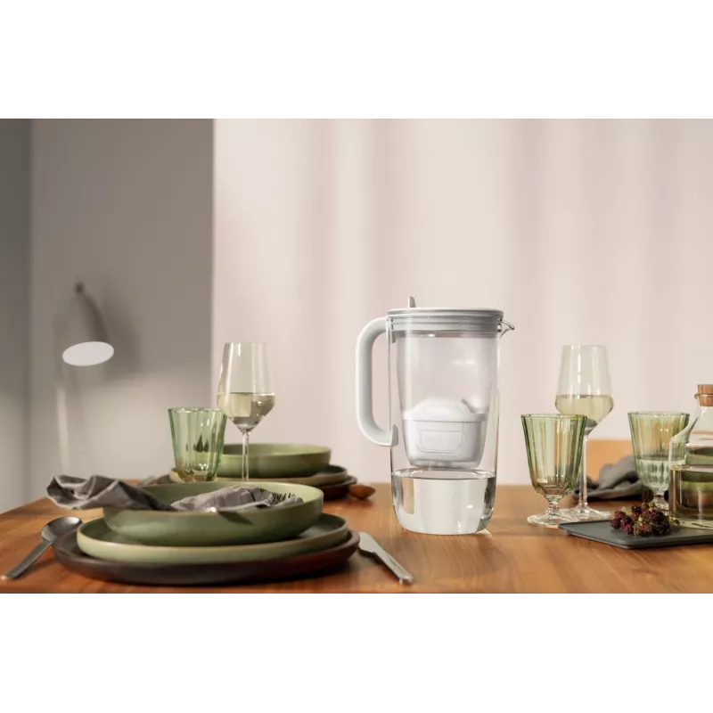 Vandens filtro ąsotis BRITA Glass+1 Maxtra Pro pilka, 2,4 L bendras / 1,5 L filtruoto vandens, Maxtra Pro PP filtras
