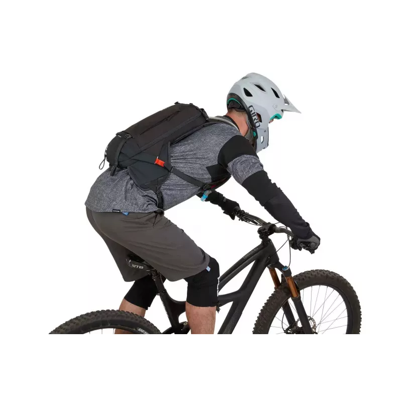 Thule 3796 Rail Hydration Pack 8L Covert