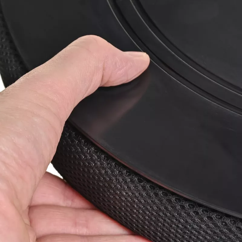 Ortopedinė sukamoji pagalvė ActionMed PO600AM – apskrita sėdynės pagalvė, 360° sukimasis, 1,5 kg, juoda