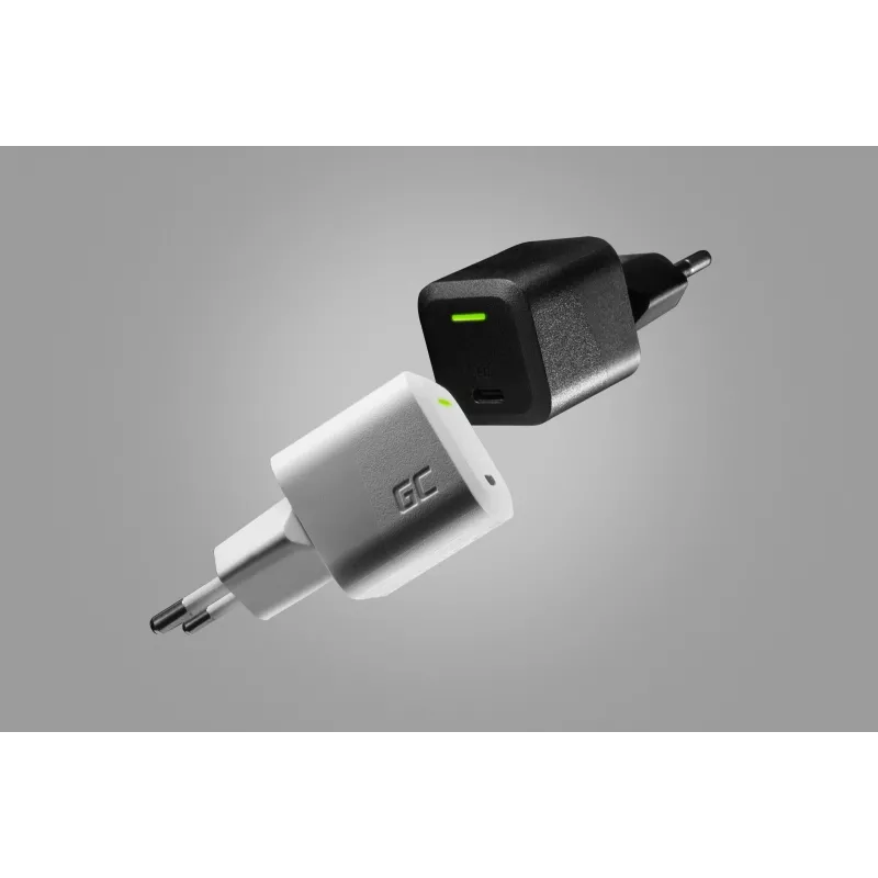 Mobiliojo įrenginio įkroviklis Green Cell CHARGC06, USB-C 33W, Quick Charge 3.0, AC įėjimas 100–240V, juodas