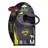 Ištraukiamas pavadėlis Flexi NEON GIANT M — 8 m juostinis pavadėlis, max apkrova 25 kg, ergonomiška rankena, juoda/geltona