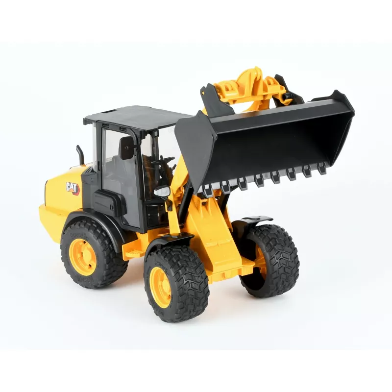 BRUDER BR-02485 kompaktiškas šarnyrinis krautuvas 1:16 mastelio modelis, liejamas žaislinis automobilis