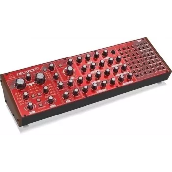 Analoginis sintezatorius Behringer NEUTRON su overdrive ir sukamuoju garsumo valdikliu