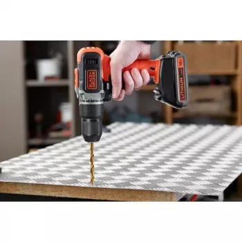 BLACK & DECKER | Belaidis gręžtuvas/suktuvas su 2,0 Ah/4,0 Ah baterija | BCD003MEM2K-QW | 18 V | 2,0/4,0 Ah | Ličio