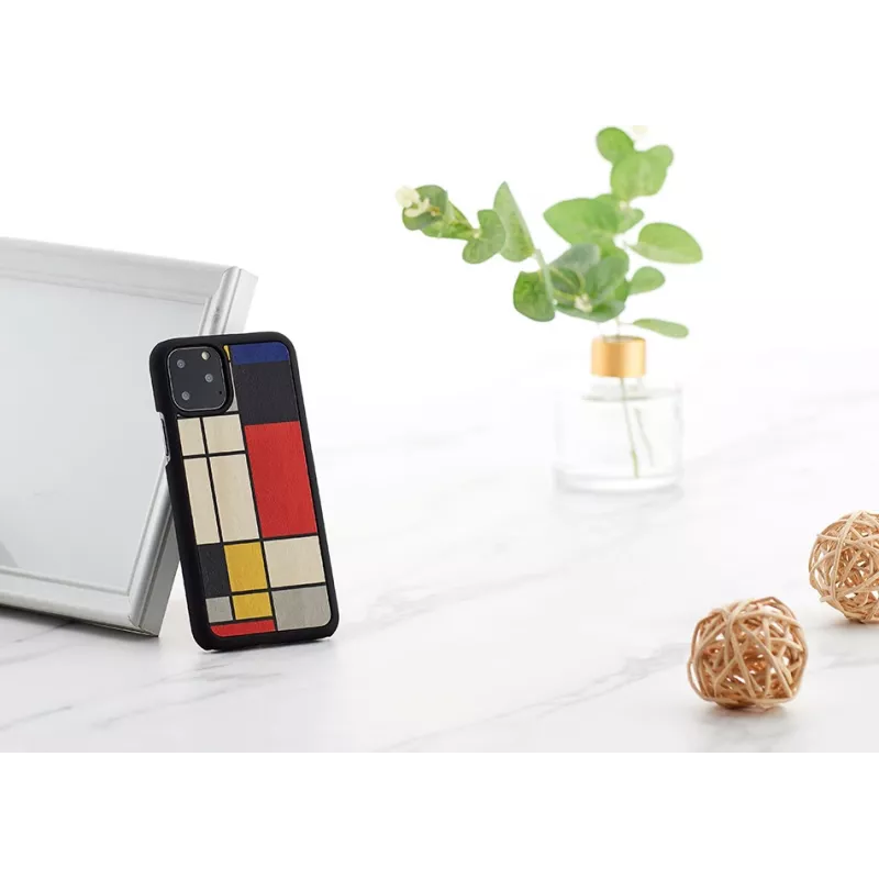 Dėklas iPhone 11 Pro man and wood – juodas medinis apsauginis dėklas