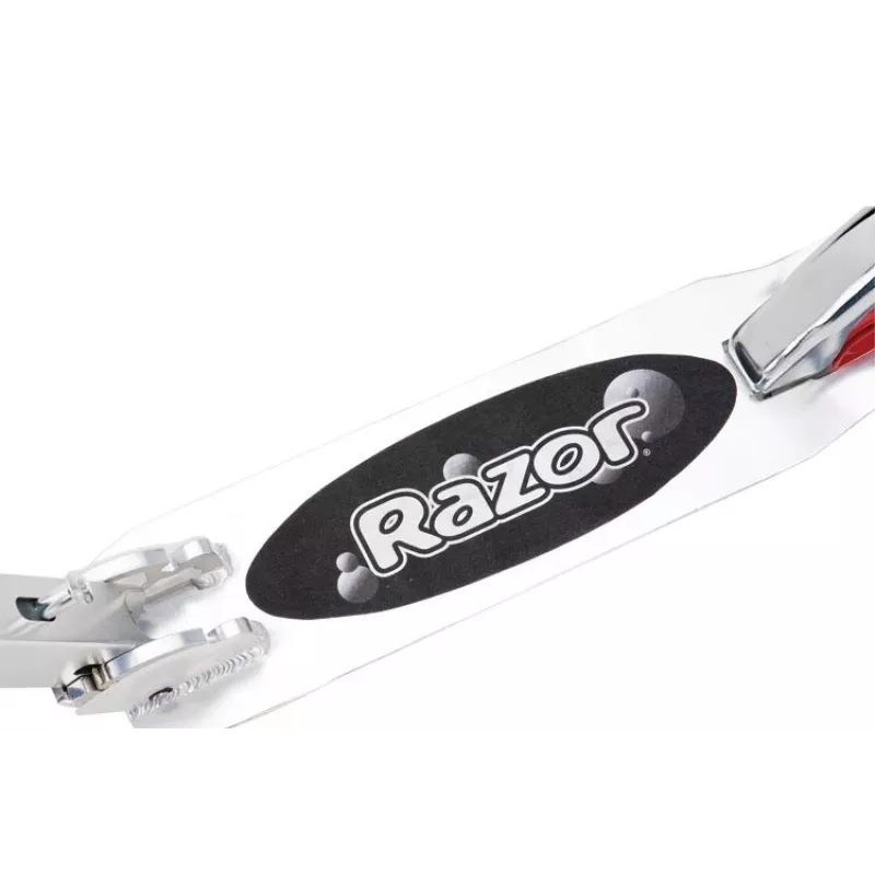 Paspirtukas Razor A5 Lux – aliuminis, 20 cm poliuretano ratai, sulankstomas, reguliuojamo aukščio, max apkrova 100 kg, juodas
