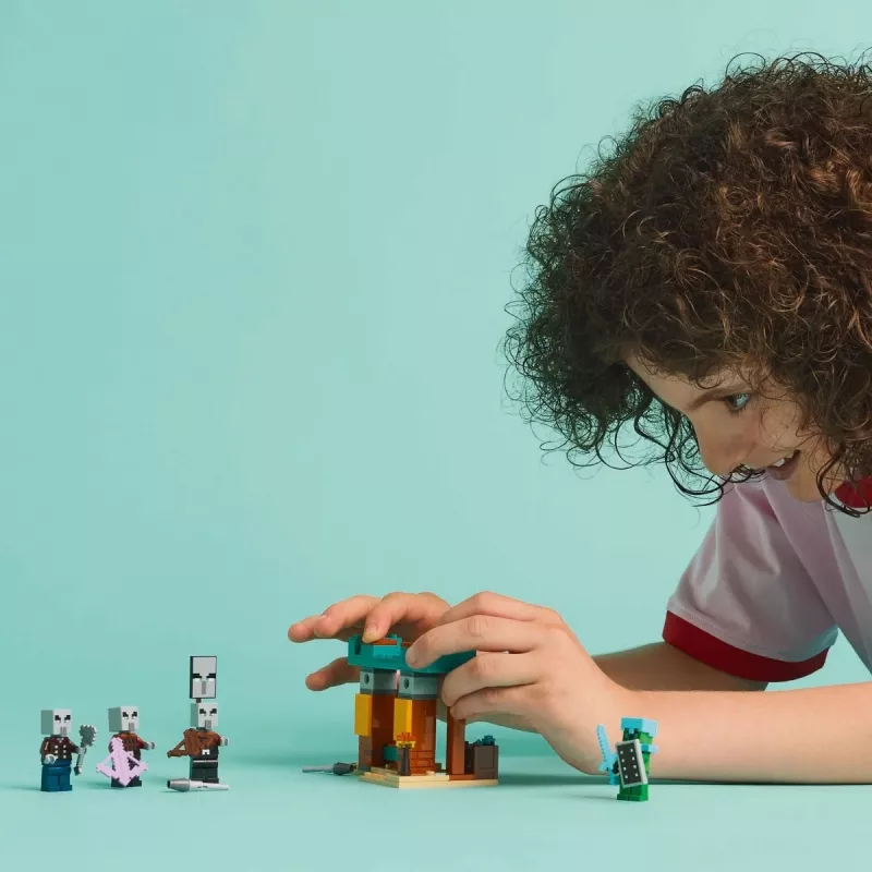 LEGO statybinis rinkinys „The Illager Desert Patrol 21267“ – Minecraft žaidimų rinkinys, 105 detalės, 4 minifigūrėlės, 80×60×110 mm