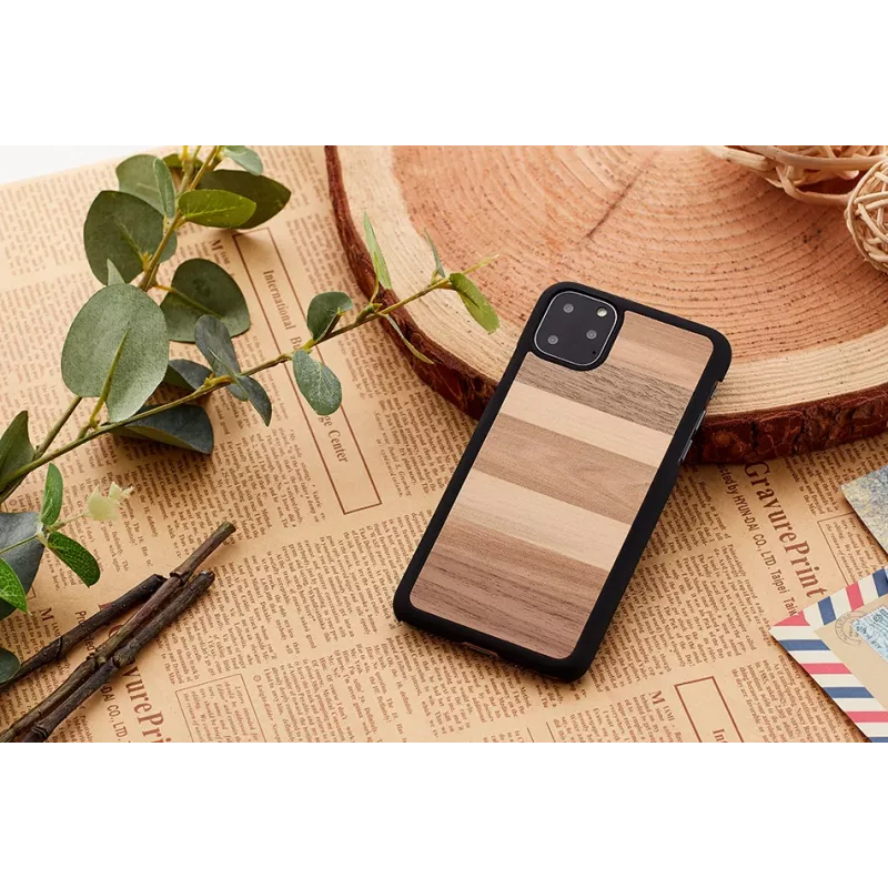 Apsauginis dėklas iPhone 11 Pro „man and wood“ Black Sand