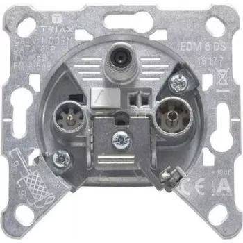 TRIAX EDM 6 3 krypčių vieno išėjimo DATA 5-1800 MHz 6 dB 306271