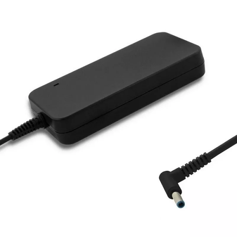 Maitinimo adapteris/inverteris Qoltec 51735 150 W juodas