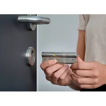 NUKI Smart Lock ULTRA išmanusis durų užraktas