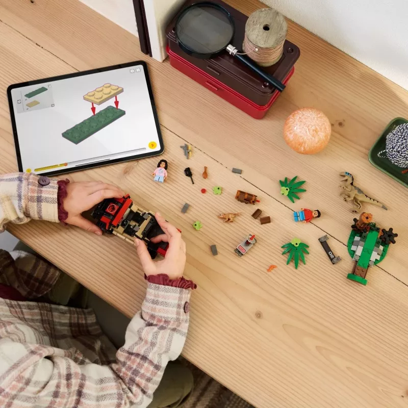 Konstruktorius LEGO Jurassic World 76972 Raptor Off-Road Escape, 285 dalių, 2 minifigūrėlės, nuo 6 metų