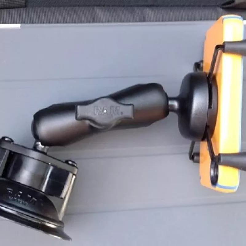 RAM Mounts X-Grip Telefono Laikiklis su Sukimo Fiksavimo Siurbtuku