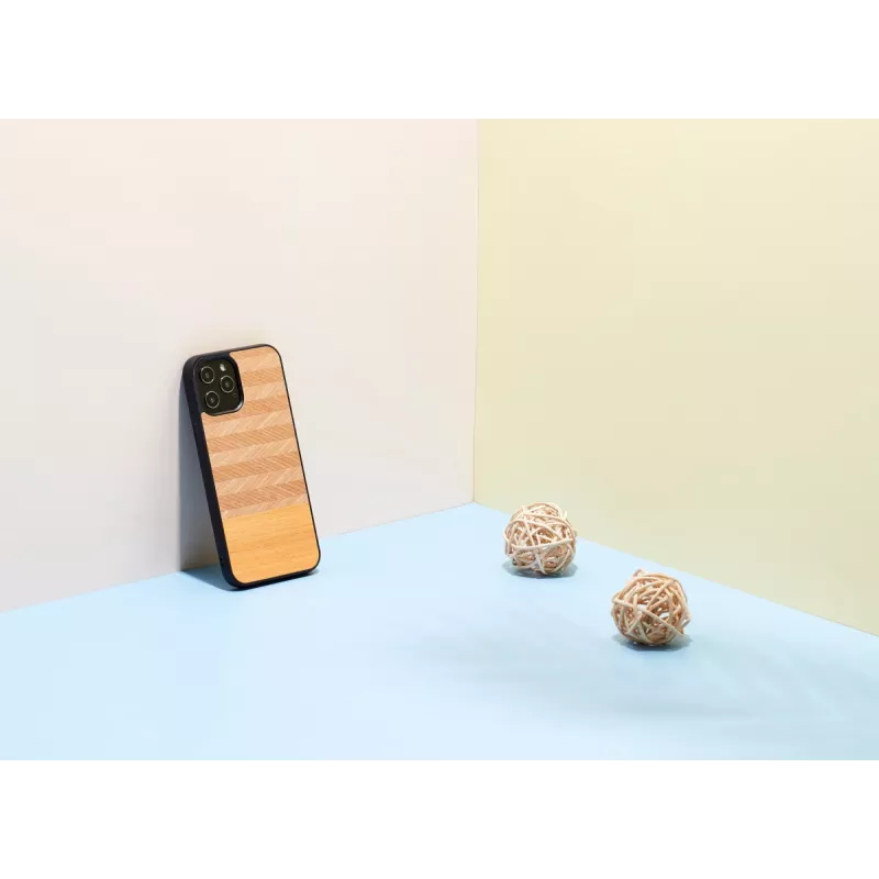 Man and Wood dėklas iPhone 12 / 12 Pro – silkės raštas, juoda
