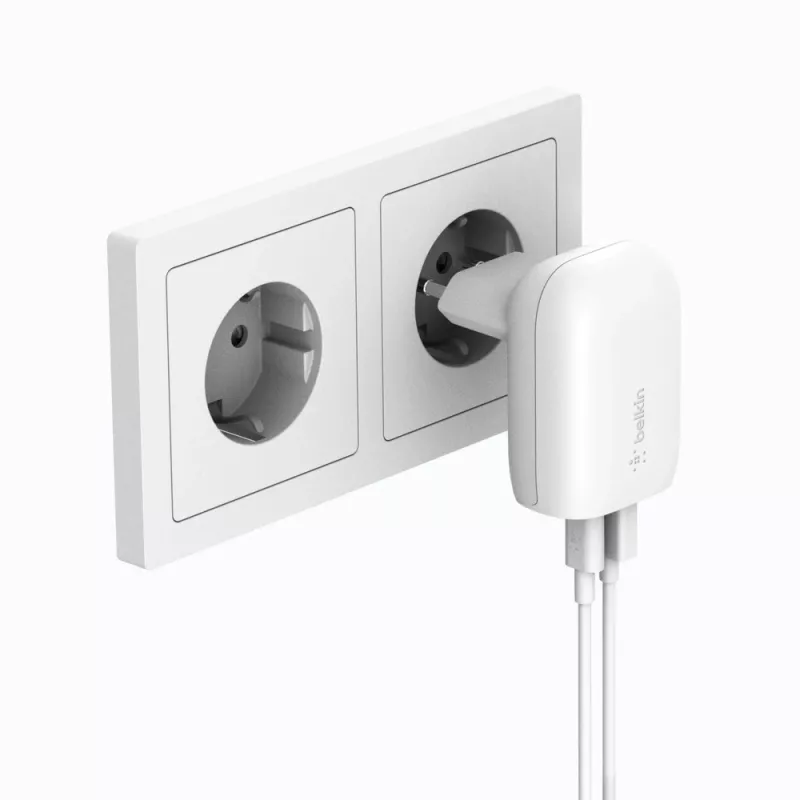 Belkin WCB007vfWH 37W dviejų prievadų AC greitasis kroviklis (baltas)
