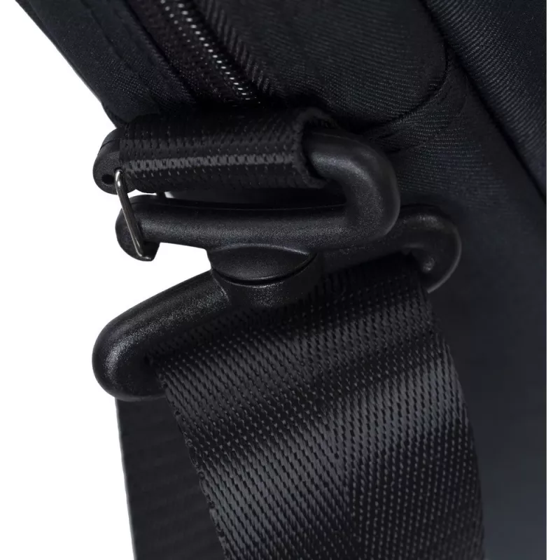 Rivacase Biscayne 39,6 cm (15,6 colio) juodas messenger krepšys