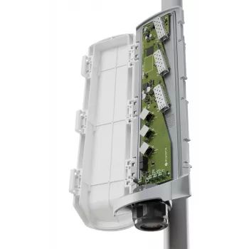 Tinklo jungiklis MikroTik CSS606-1G-2Gi-3S+OUT 6 prievadų su 1G ir 10G SFP+ kanalais