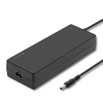 Qoltec 120W stalinis maitinimo šaltinis | 12V | 10A | 5,5*2,5 | su maitinimo laidu