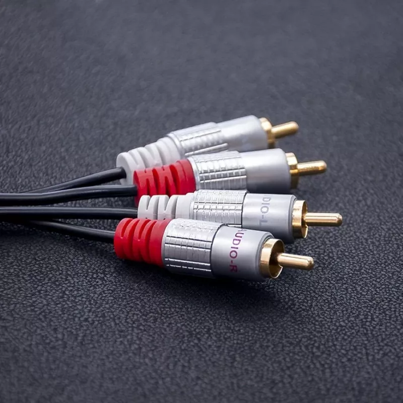 Qoltec 52338 audio kabelis 2 x RCA (kištukas) / 2 x RCA (kištukas), 3 m, juodas