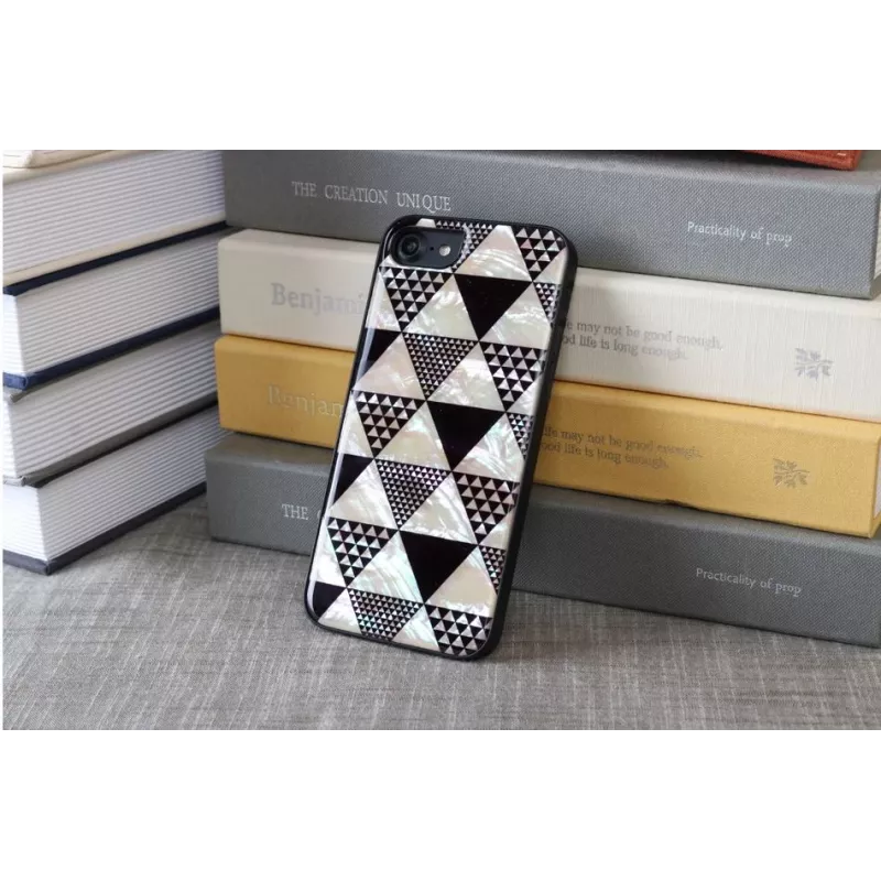 Apsauginis dėklas iKins Apple iPhone 8/7 — piramidinis raštas, juodas