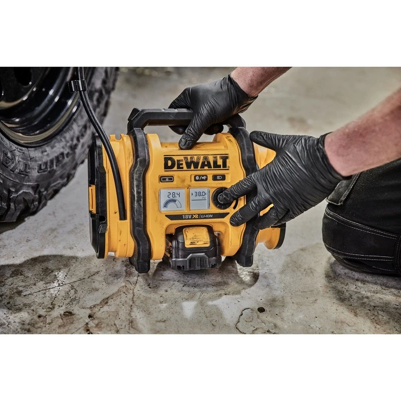 Oro kompresorius DeWALT DCC018N