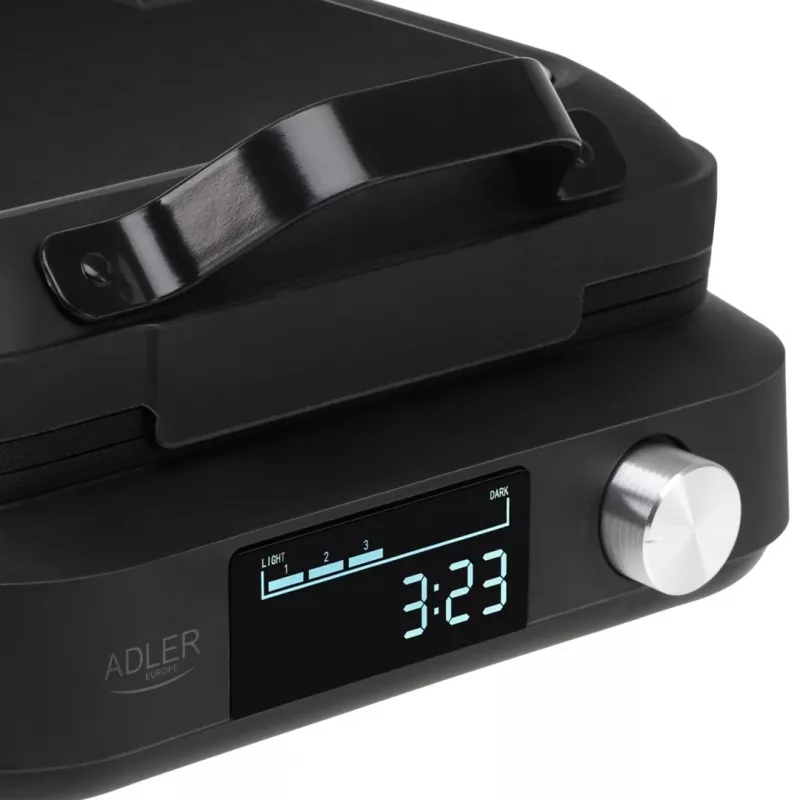 Vafelinė Adler AD 3087 – elektrinė belginių vaflių keptuvė, 2200 W, 2 stačiakampės plokštės 9×17 cm, juoda